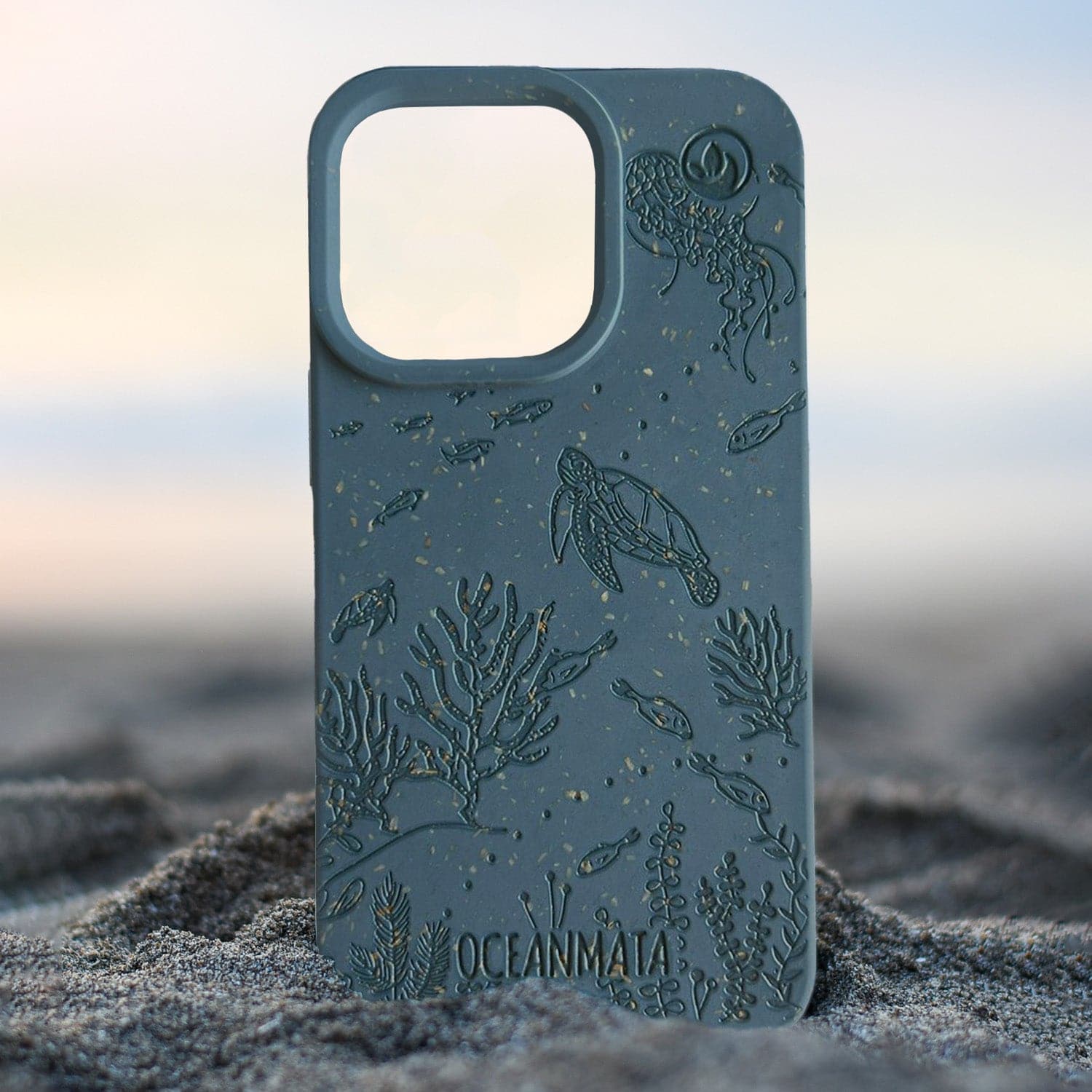 iPhone 11 Hülle 'TURTLE Family' - blau - nachhaltig – Ansicht 3
