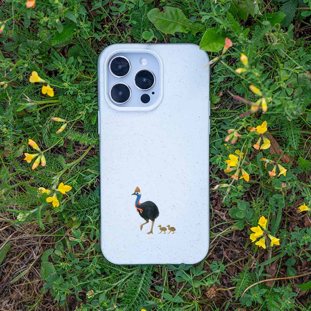 iPhone 14 pro max Hülle - Cassowary weiß - "CassowaryStroll" - nachhaltig