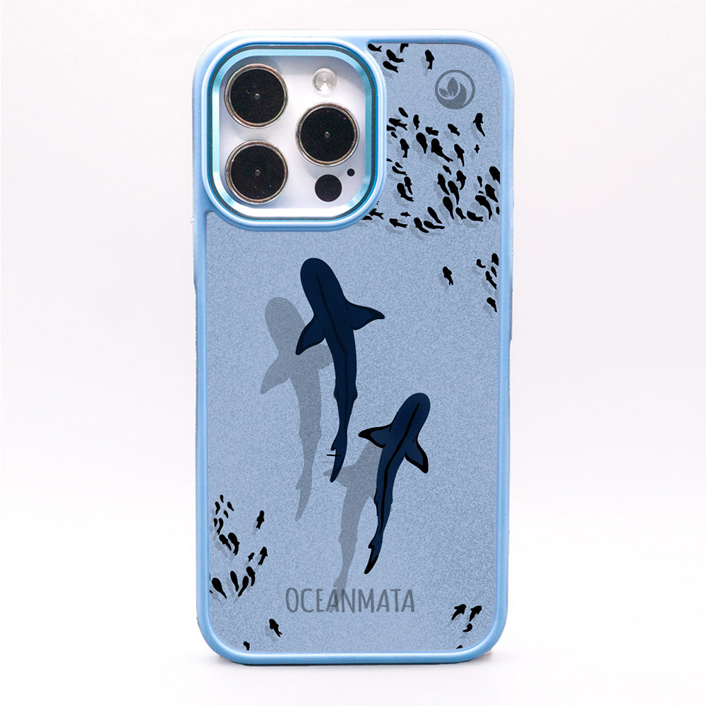 iPhone 16 pro hoesje - Shark blue - "Into the blue" duurzaam