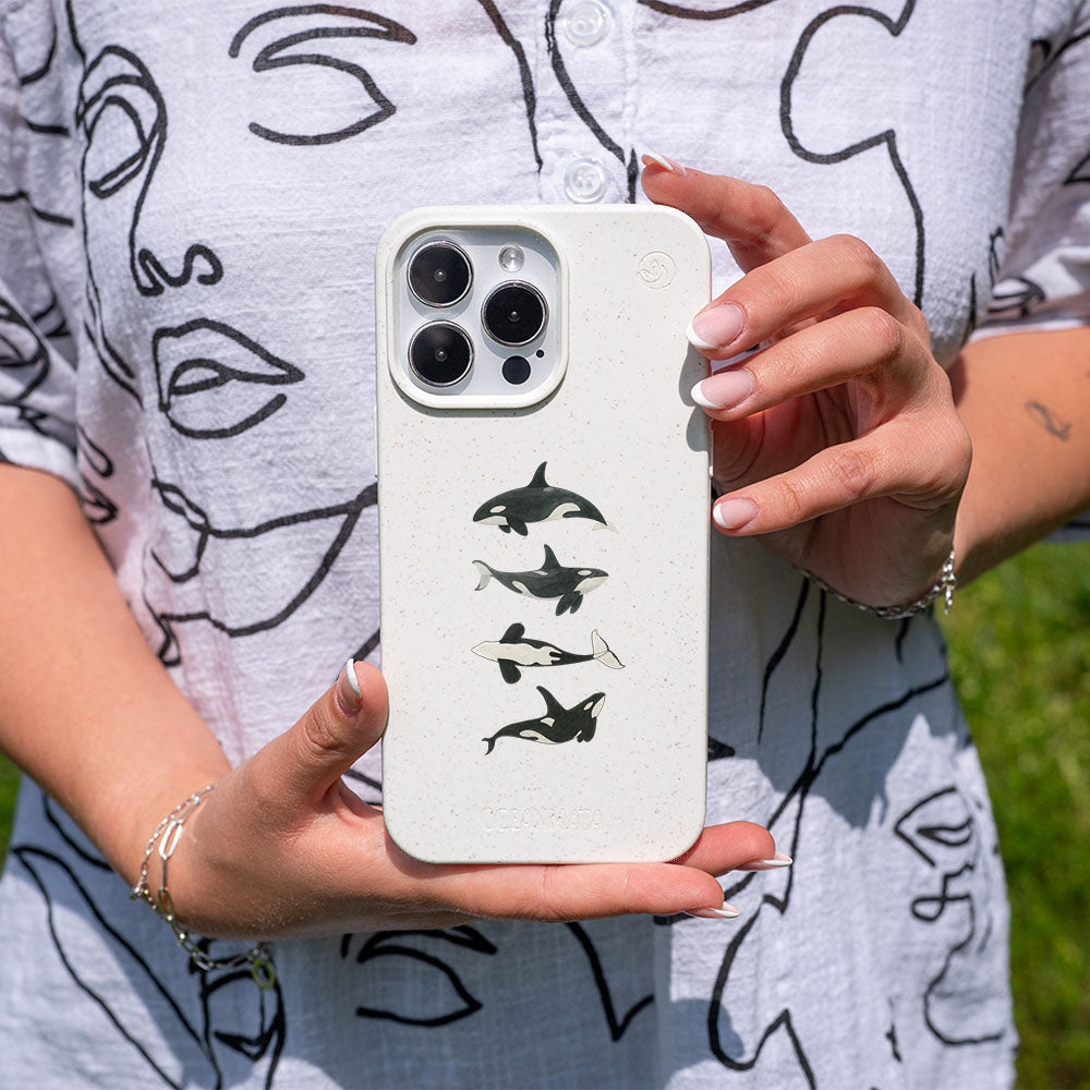 iPhone 14 Hülle - Orca weiß - "OrcaFamily" - nachhaltig