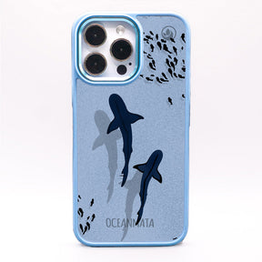 iPhone 14 Hülle - Hai blau - "Into the blue" nachhaltig